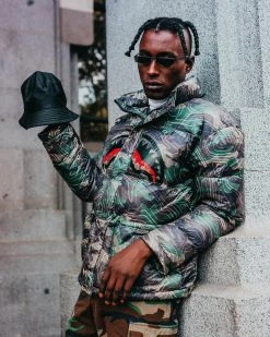 SPRAYGROUND® APPAREL+GEAR CAMO TERRAIN LIGHTWEIGHT PUFFER JACKET