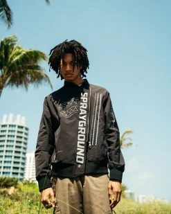 SPRAYGROUND® ANGLED ZIP ATTACK SHARK WINDBREAKER APPAREL+GEAR