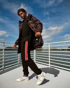 SPRAYGROUND® APPAREL+GEAR VERTICAL RED MIDWAY JOGGER SWEATPANTS