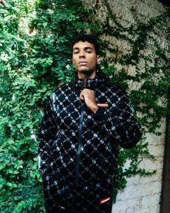 SPRAYGROUND® MONEYGRAM PUFFER JACKET (BLACK)