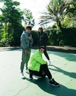 SPRAYGROUND® MONEYGRAM PUFFER JACKET (BLACK)