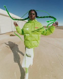 SPRAYGROUND® MONEYGRAM PUFFER JACKET (NEON GREEN)