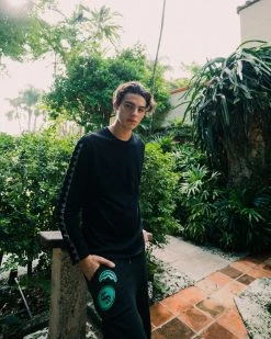 SPRAYGROUND® APPAREL+GEAR EMBOSSED SHARK CREW (BLACK)