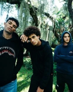 SPRAYGROUND® EMBOSSED SHARK HOODY (BLACK) APPAREL+GEAR