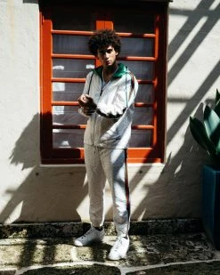 SPRAYGROUND® FIFTH AVENUE WINDBREAKER JOGGERS 16 SPRAYGROUND® FIFTH AVENUE WINDBREAKER JOGGERS