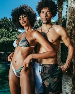 SPRAYGROUND® SPLIT BITE CAMO SHOTO SWIM TRUNKS SWIMWEAR