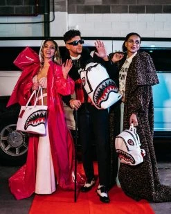 SPRAYGROUND® BAGS CLEARCUT TOTE (WHITE) 22 SPRAYGROUND® BAGS CLEARCUT TOTE (WHITE)