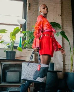 SPRAYGROUND® SG ALL DAY TOTE