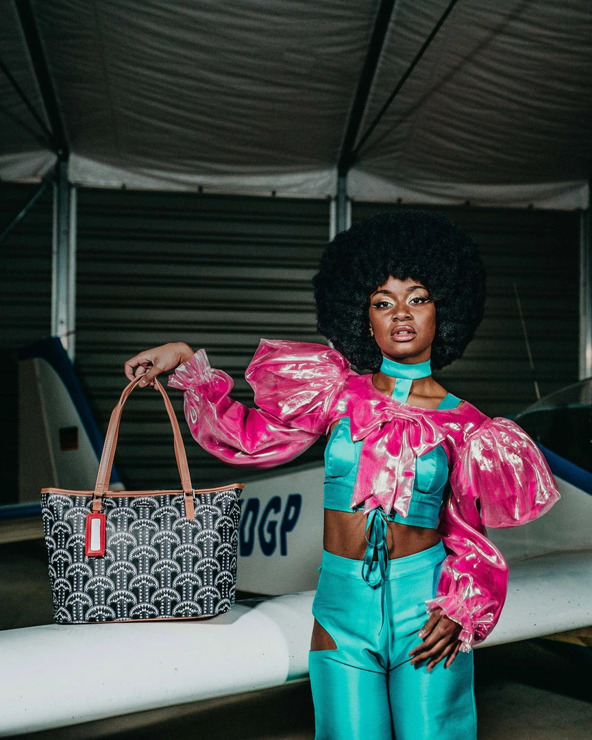 SPRAYGROUND® BAGS ILLUCHAINS TOTE 14 SPRAYGROUND® BAGS ILLUCHAINS TOTE