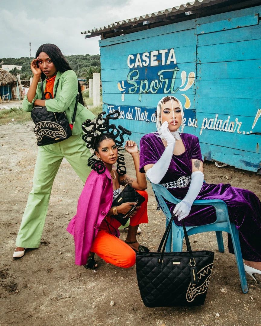 SPRAYGROUND® BAGS NOIR QUILT GOLD CHAIN SHARK TOTE 8 SPRAYGROUND® BAGS NOIR QUILT GOLD CHAIN SHARK TOTE