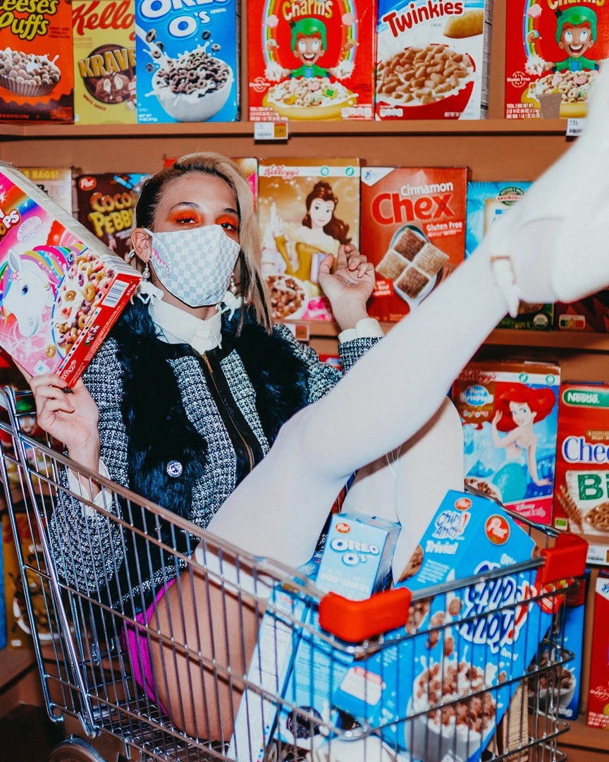 SPRAYGROUND® ROSE ALL DAY VEGAN LEATHER FACE MASK 6 SPRAYGROUND® ROSE ALL DAY VEGAN LEATHER FACE MASK