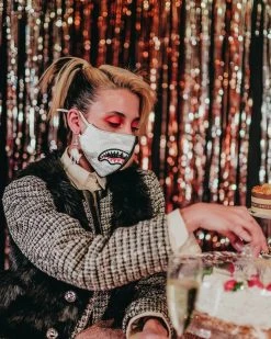 SPRAYGROUND® DAMAGE CONTROL STASH POCKET VEGAN LEATHER FACE MASK