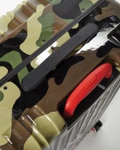 SPRAYGROUND® SHARKNAUTICS (CAMO) 29.5” FULL-SIZE LUGGAGE