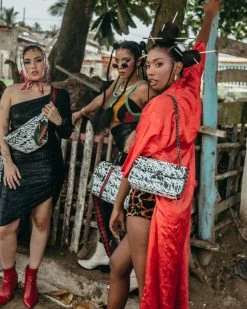 SPRAYGROUND® HANDBAGS NIGHT NIGHT SHARKCHAIN HANDBAG