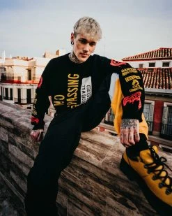 SPRAYGROUND® NO TRESPASSING KNIT CREW APPAREL+GEAR