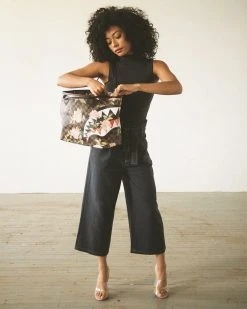 SPRAYGROUND® BAGS SHARKFLOWER TOTE